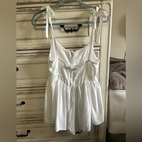 Princess Polly White Romper - Picture 3 of 8